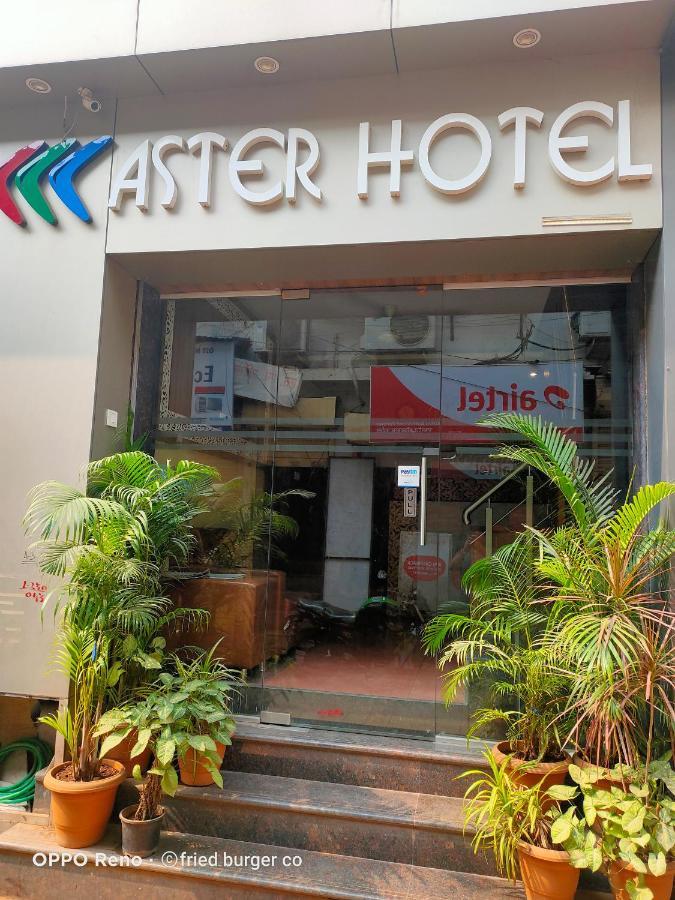 Aster Hotel Near Mumbai Airport Exterior photo